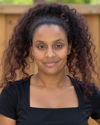 Photo of Areej Elhassan, Licensed Social Worker, MSW, LSW