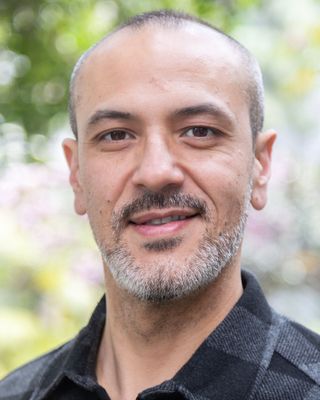 Photo of Andrew Flynn, Marriage & Family Therapist Associate