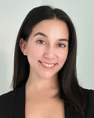 Photo of Stephanie Ycasa, Pre-Licensed Professional, MSW, RCSWI