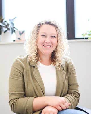 Photo of Dr. Molly Bailey, Marriage & Family Therapist, PhD, LMFT