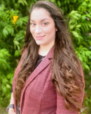 Photo of Tina Wisdom, Psychiatric Nurse Practitioner, PMHNP
