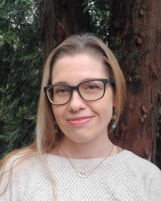 Photo of Rosalie Simkins, Licensed Mental Health Counselor Associate, LMHCA