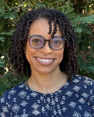 Photo of Tatiana Earl, Pre-Licensed Professional, LSWAIC
