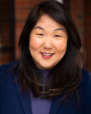 Photo of Gloria Choi, Clinical Social Work/Therapist, LCSW, SEP