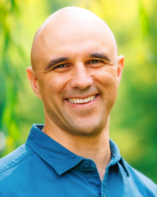 Photo of Mike Izzo, Clinical Social Work/Therapist, LICSW