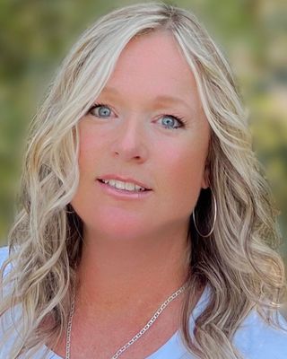 Photo of Gail Thompson - Gail Thompson - Psychotherapy & Wellness, Registered Psychotherapist (Qualifying), BSc, MACP, RP(Q)