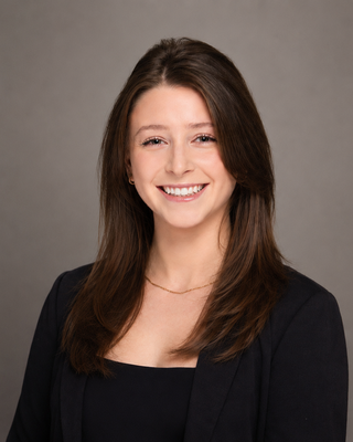Photo of Stephanie Label - Relationship Issues • Anxiety • ADHD • Stephanie, Pre-Licensed Professional