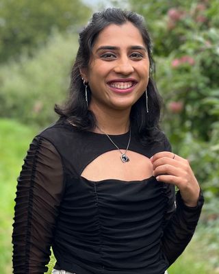 Photo of Ayesha Ghouri, Registered Psychotherapist in Lanark, ON