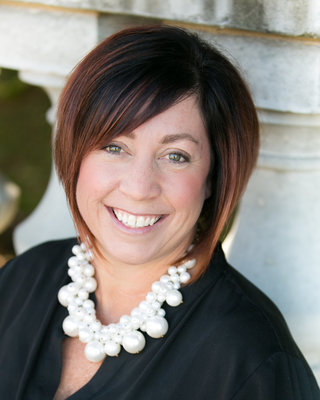 Photo of Sarah Briggs, Licensed Professional Counselor in Fairfax, VA