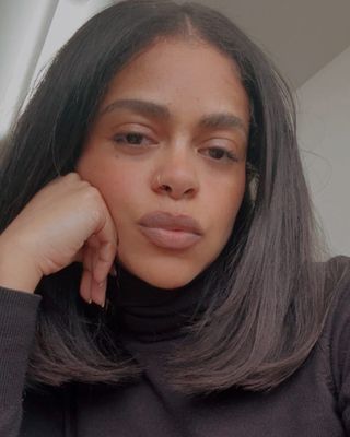 Photo of Roberta Manuel, Counsellor, MBACP