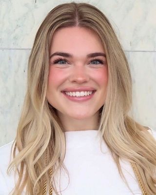Photo of April Wieczorek, Physician Assistant, PA-C