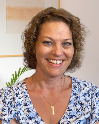 Photo of Kayli Olsen, Registered Psychotherapist (Qualifying), RP Q