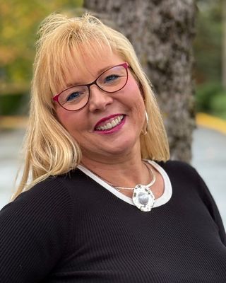 Photo of Melissa Osada - Neupathway (Melissa Osada), Psychiatric Nurse Practitioner, APRN, PMHNP, BC
