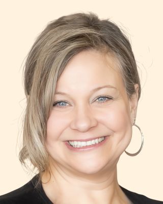 Photo of Lynndelle Pratt, Marriage & Family Therapist, MS, LMFT