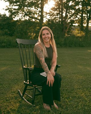 Photo of Victoria Ireland, Registered Psychotherapist, MACP, RP