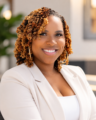Photo of Shevelle King, Clinical Social Work/Therapist, MSW