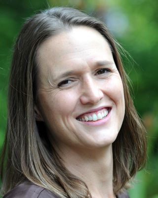 Photo of Sara Lingscheid, Psychiatric Nurse Practitioner, BC-PMHN