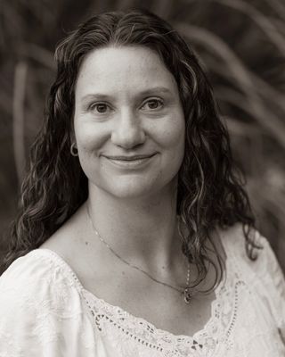 Photo of Whitney Calhoun, Pre-Licensed Professional, PhD