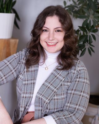 Photo of Beth Brownfield, Pre-Licensed Professional in Chicago, IL