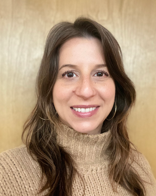 Photo of Erma Kyriakos, Marriage & Family Therapist, LMFT