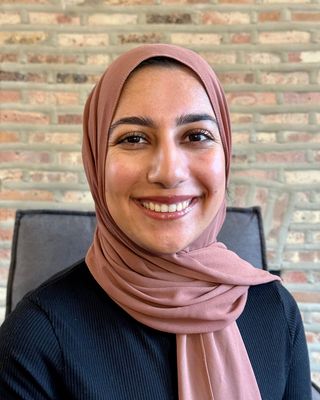 Photo of Manizeh Fatima Raza, Pre-Licensed Professional in Evanston, IL