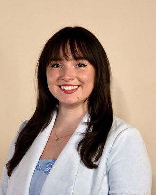 Photo of Kamryn VanWanzeele, Licensed Mental Health Counselor, LMHC, EMDR, LACA