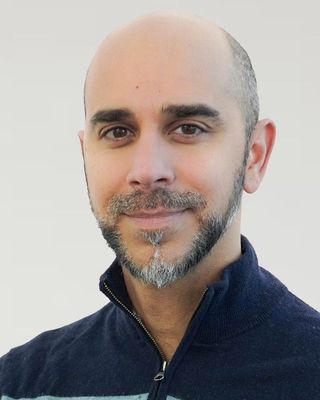 Photo of Eric Silva Brenneman, Pre-Licensed Professional