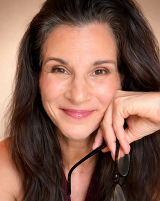 Photo of Christina De Cossio, Marriage & Family Therapist, MA, LMFT, NARM, SE