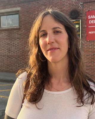 Photo of Avian Weiswerda, Clinical Social Work/Therapist, LCSW