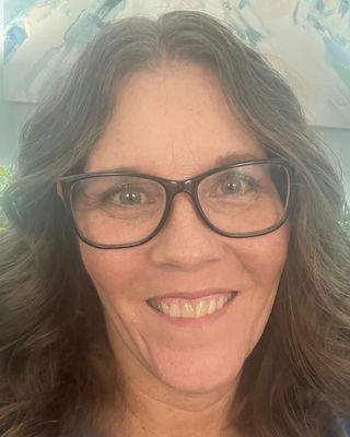 Photo of Robin Mathews, Marriage & Family Therapist, LMFT