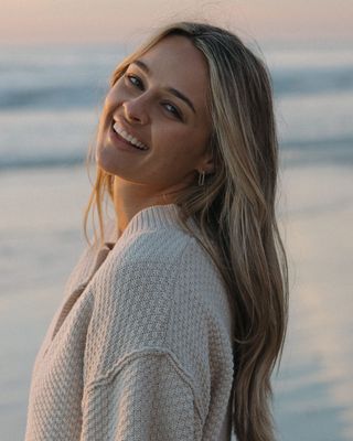 Photo of Hannah Lockrem, Marriage & Family Therapist Associate, AMFT, MA