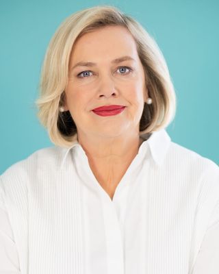 Photo of Dr Joy Humphreys, Counsellor, PhD, ACA-L1