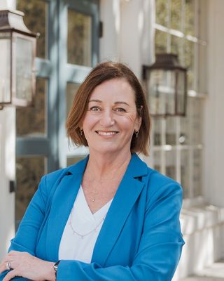 Photo of Leslie Bauer, Licensed Professional Counselor, MA, LPC, NCC