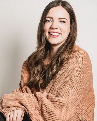 Photo of Anna Crooks, Marriage & Family Therapist, LMFT, PMH-C, MS