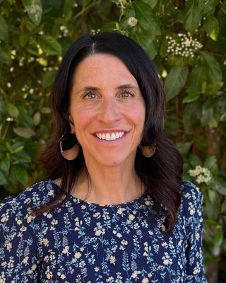 Photo of Amy Kirsztajn, Clinical Social Work/Therapist