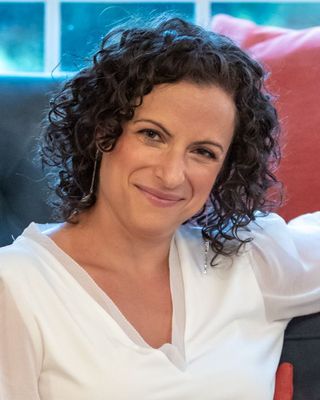 Photo of Daniela Perone, PhD, HSP-P, Psychologist