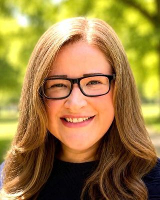Photo of Laura Mika, Clinical Social Work/Therapist, LMSW