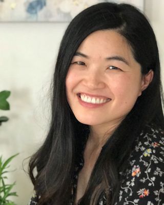 Photo of Annie Lai, Registered Provisional Psychologist in Calgary, AB
