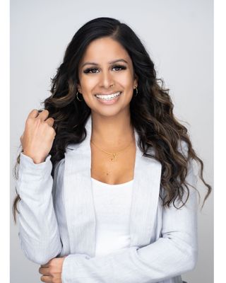 Photo of Anieka Theivendran, Registered Social Worker, BSW, MSW, RSW