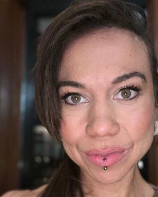 Photo of Corina Morris, Clinical Social Work/Therapist, LSW