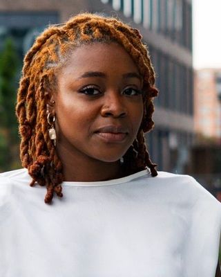 Photo of Kyra Smith (Dickens), MS, MFT