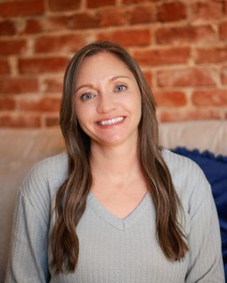 Photo of Amanda Knowles, Licensed Professional Counselor Candidate, MA, LPCC, EMDR-t