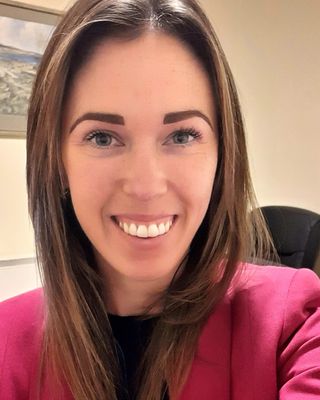Photo of Grace Harrison, Psychotherapist, MSc, MIACP