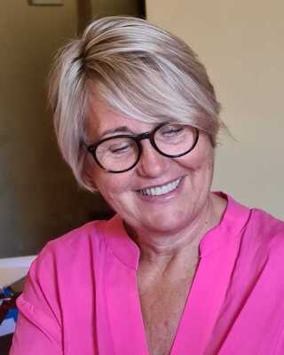 Photo of Tina Geddes-Sim, Counsellor in East Hanningfield, England