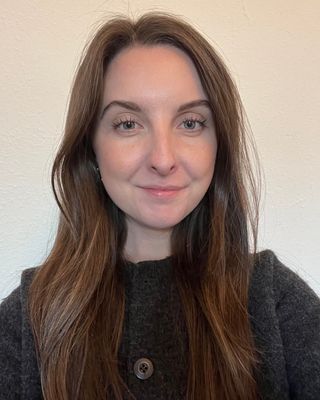 Photo of Hannah Farrell, Psychotherapist, MA, Pre-Accredited Member IACP