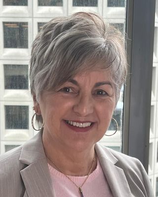 Photo of Ana Andrea Labrador, PCC, Coach, Lic