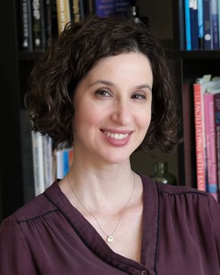 Photo of Dr. Carly Green, Psychologist, Psy.D.