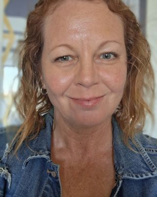 Photo of Rochelle Carrick, Clinical Social Work/Therapist, MSW, LICSW