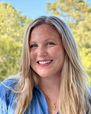 Photo of Elizabeth Jones, Marriage & Family Therapist Associate, MA, LMFTA