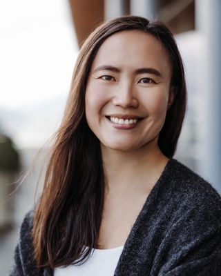 Photo of Sho O, Counsellor in Vancouver, BC